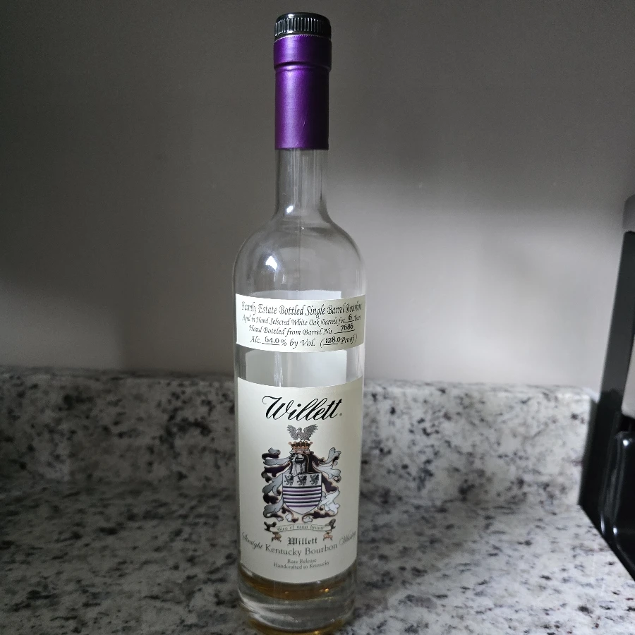 Willett Family Estate Bottled Single Barrel Bourbon 6 Year - Purple Top