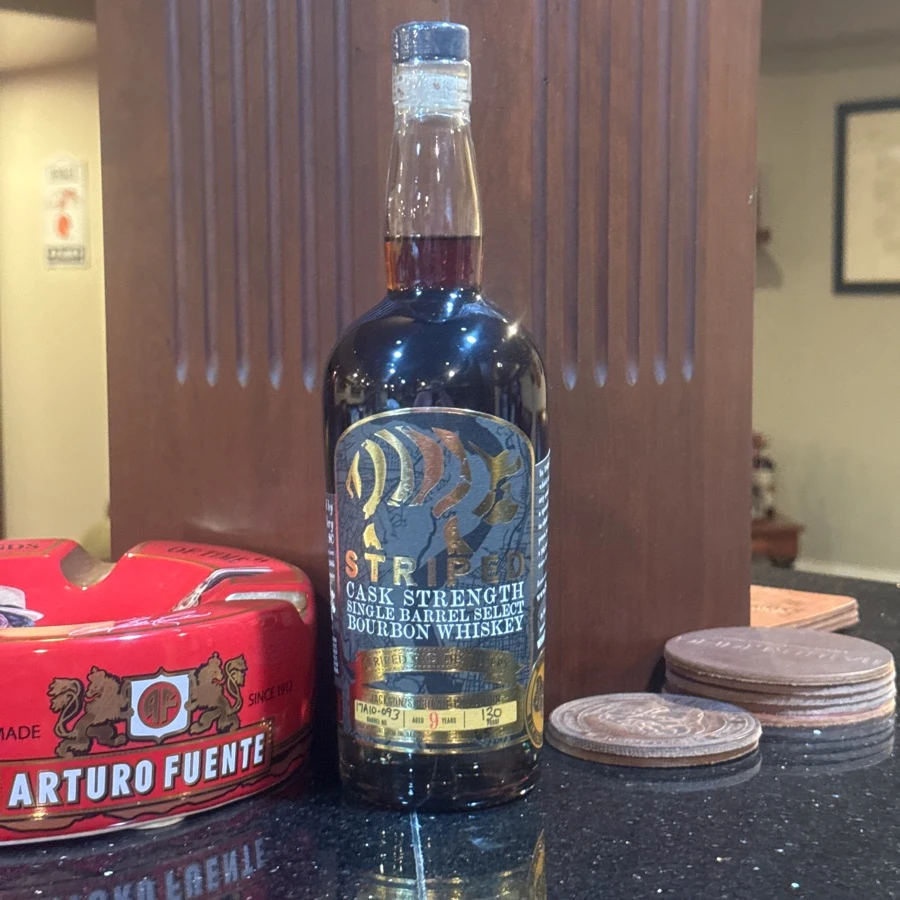 Striped Pig Single Barrel Bourbon 17A10-093 Drums & Drams